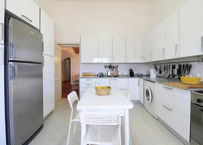 Concept With Pool By Homing