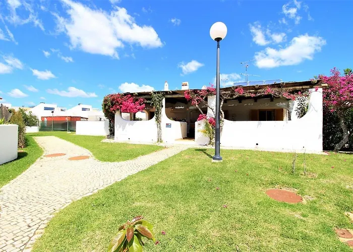 Vila Concept With Pool By Homing Vilamoura