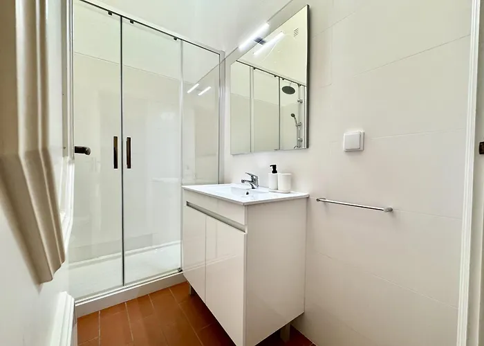 Concept With Pool By Homing *