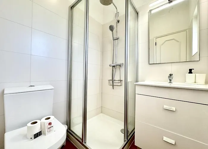 Concept With Pool By Homing *